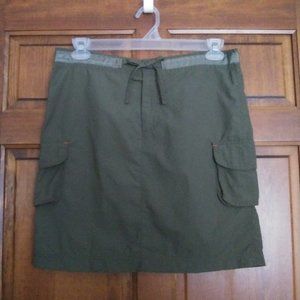 COLUMBIA Womens Skirt Army Green Nylon Lightweight Cargo Pockets Size M